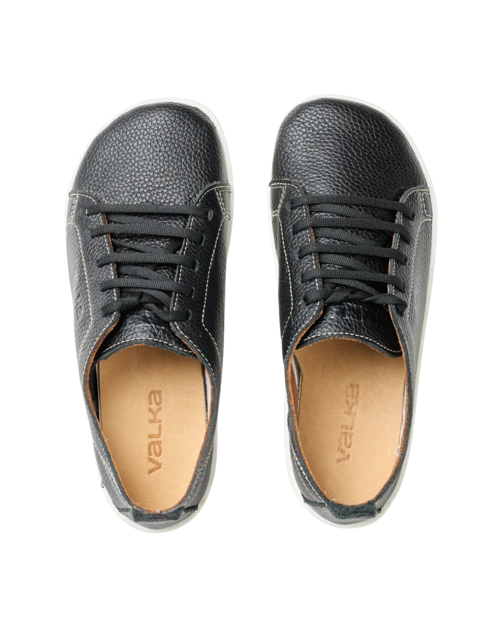 Sneaker Alpha Negro Suela Blanca