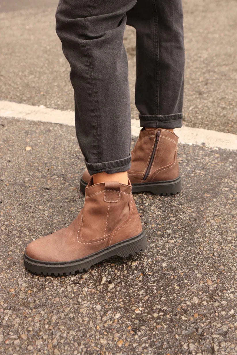 Bota Oasis Kiko's Shoes Chocolate