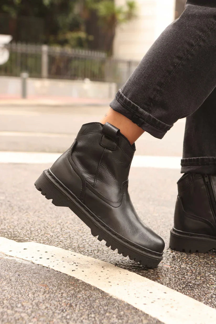 Bota Oasis Kiko's Shoes Negro