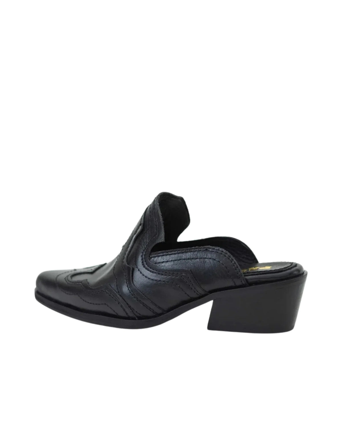 Jackie Patzú, calzado casual de Patzú Shoes — vista de perfil sobre fondo blanco