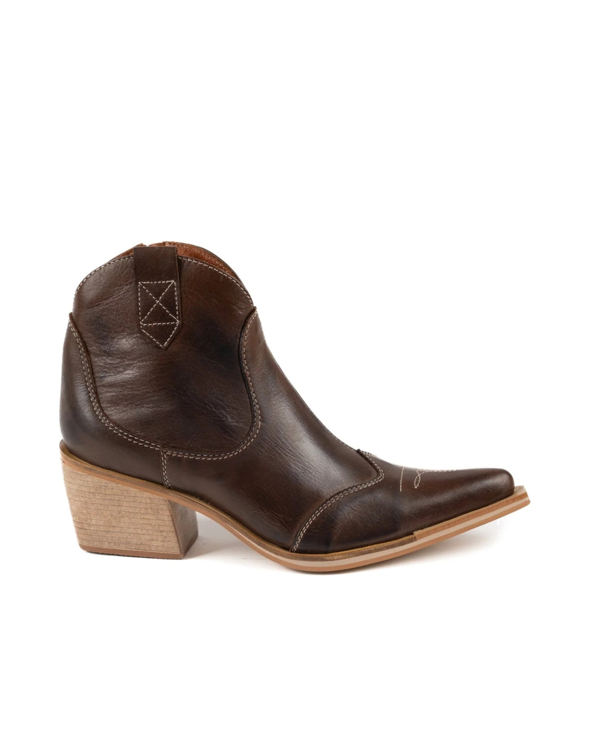 Texana Tucson, texana de Patzú Shoes — vista de perfil sobre fondo blanco