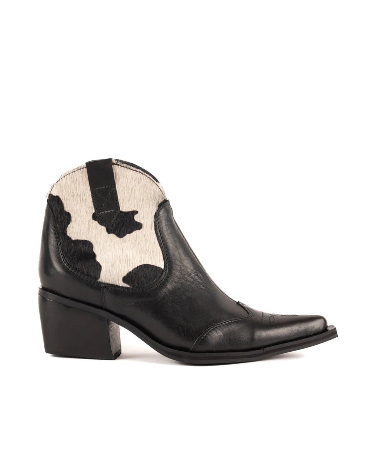Texana Tucson Pelo, texana de Patzú Shoes — vista de perfil sobre fondo blanco
